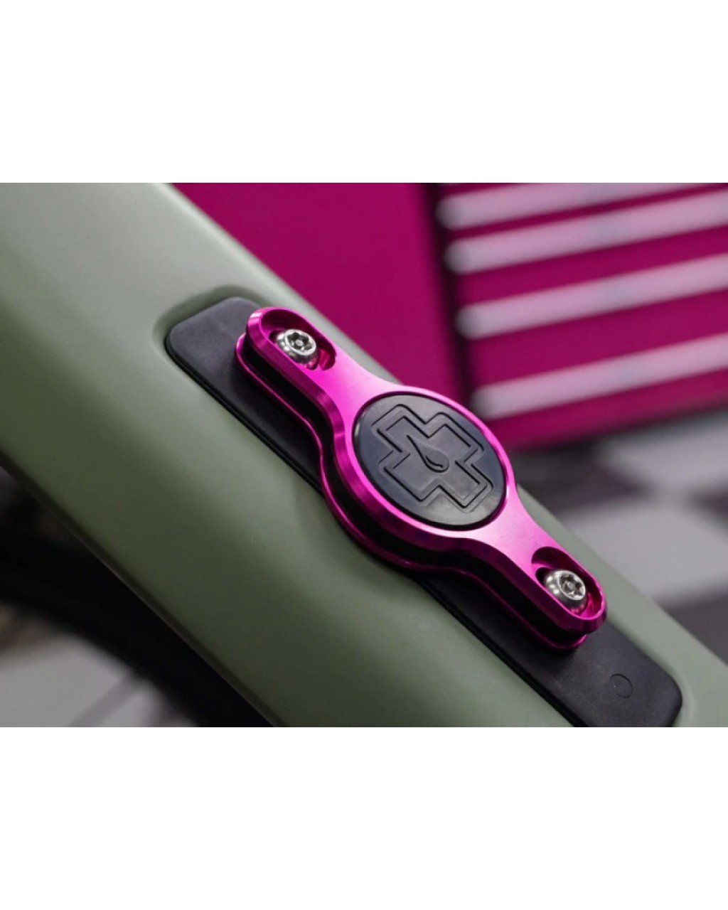 MUC-OFF  Airtag Holder